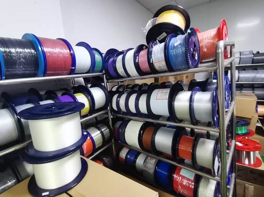 G657A2 Single Mode Bare Optical Fiber 0.25mm Ultra-Dun Buigbestendig voor FTTH en Drone Toepassingen