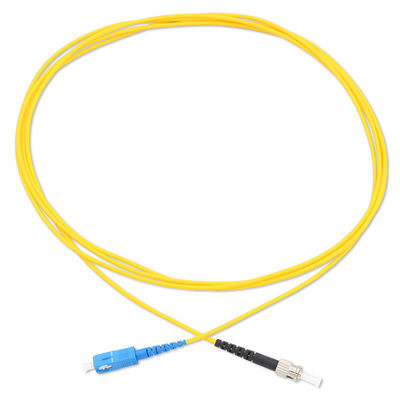 Geel G657A2-Vezel Optisch Sc Upc aan Sc-Apc Enige de Wijze Simplexkabel van het Flardkoord